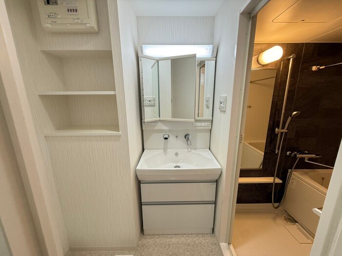 物件内観写真10　(洗面)