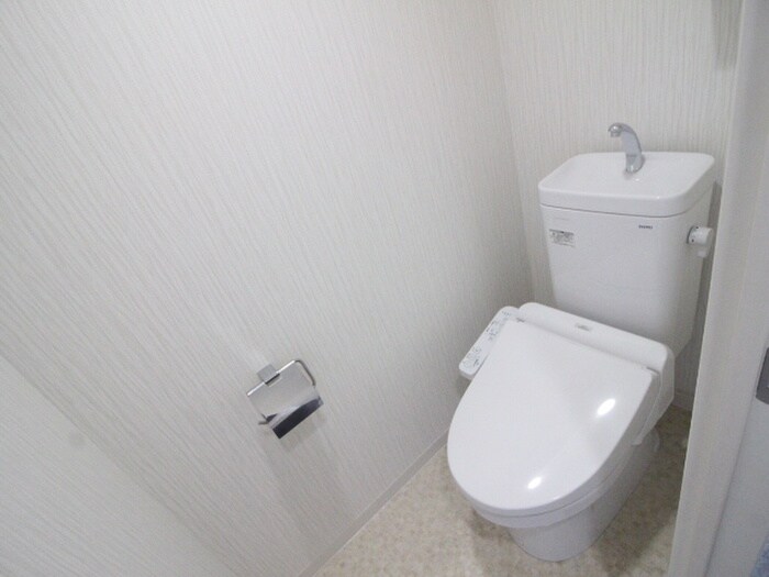 物件内観写真11　(トイレ)