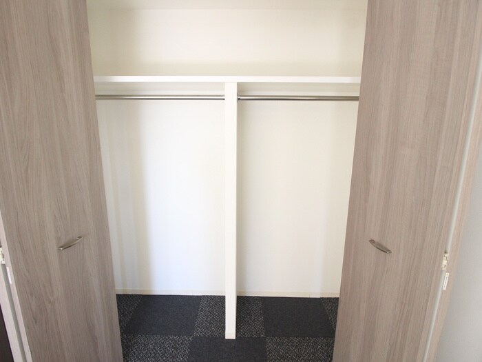 物件内観写真15　(収納)
