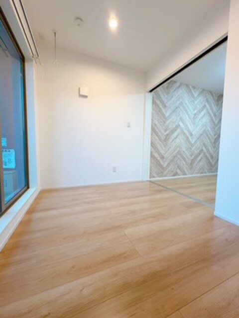 物件内観写真10　(居室)