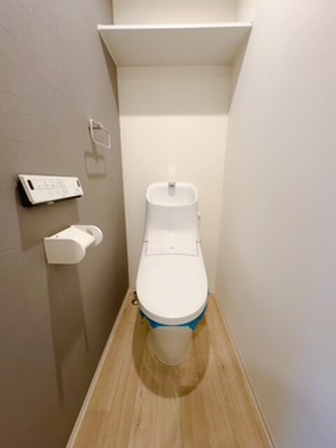 物件内観写真14　(トイレ)