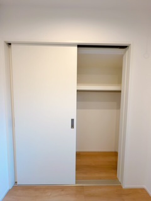 物件内観写真16　(収納)