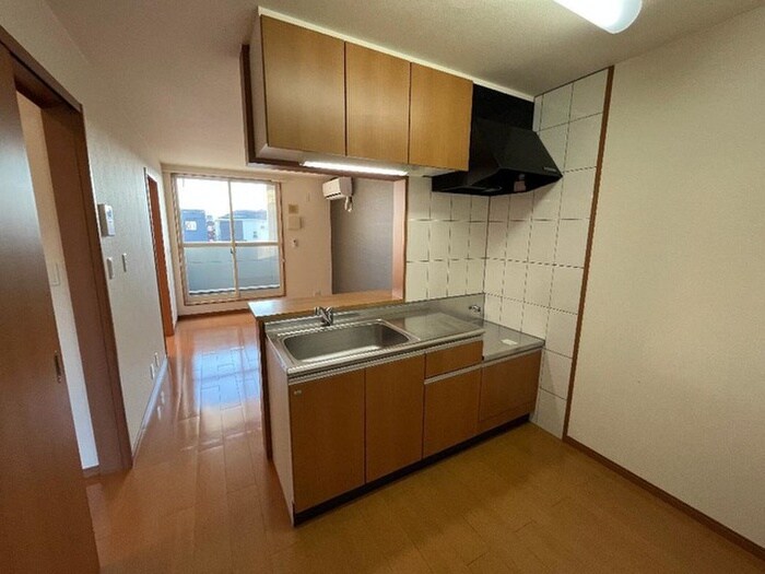 物件内観写真3　(キッチン)