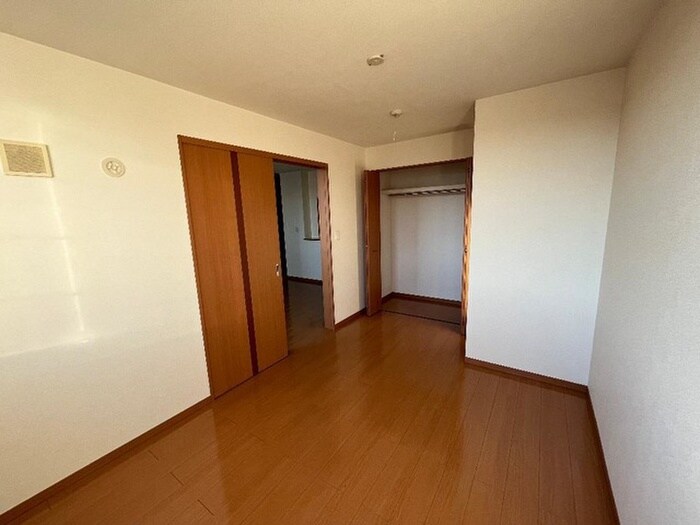 物件内観写真14　(居室)