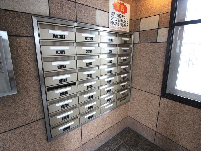 グランプラス西島の建物設備