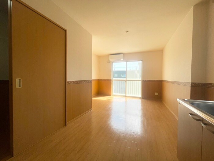 物件内観写真9　(居室)