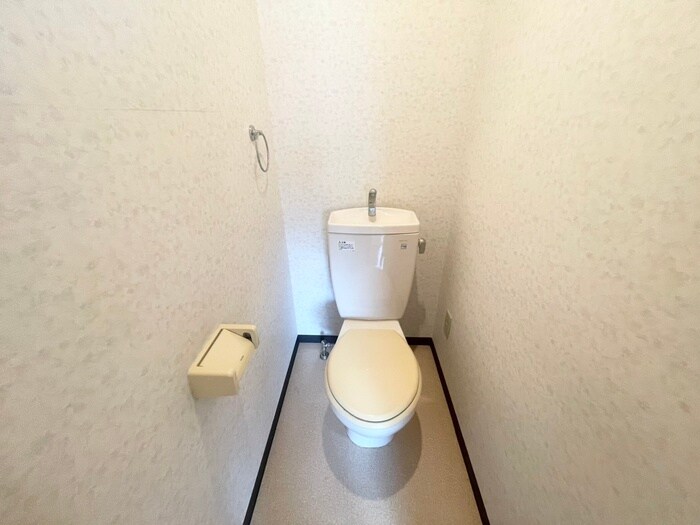 物件内観写真15　(トイレ)