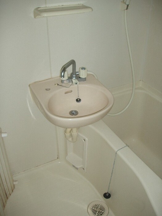 物件内観写真8　(バス／シャワールーム等)