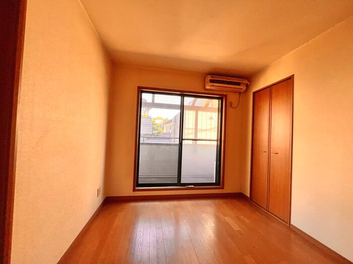 物件内観写真8　(居室)