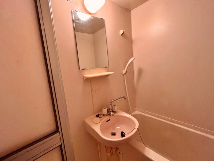 物件内観写真13　(洗面)