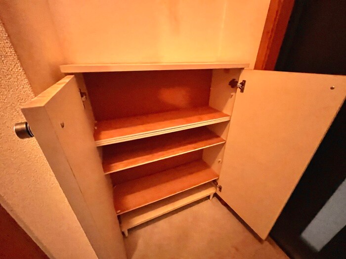 物件内観写真18　(靴箱)