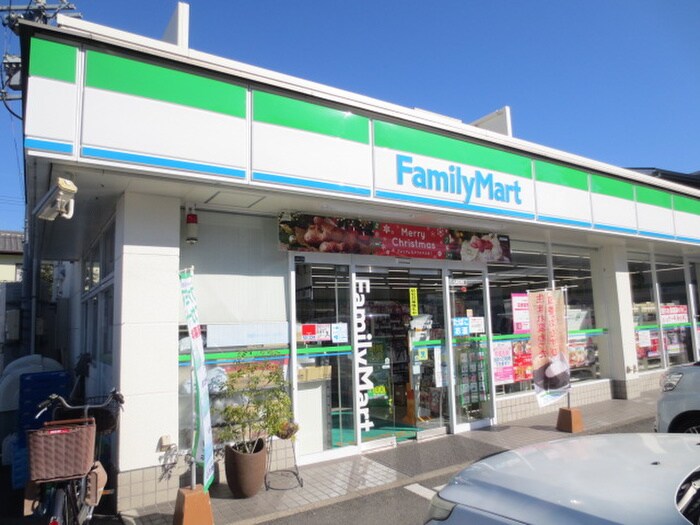 ファミリーマート呼続二丁目店
