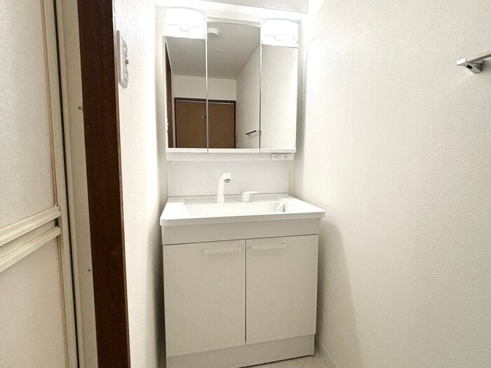 物件内観写真12　(洗面)