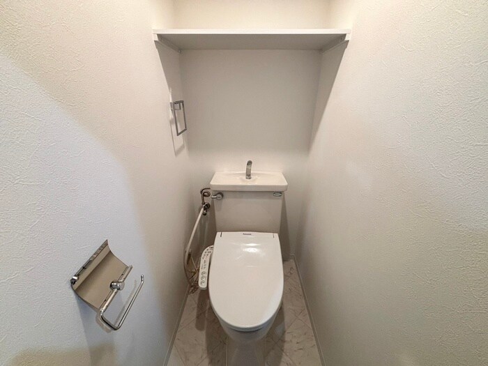 物件内観写真14　(トイレ)