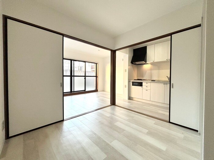 物件内観写真16　(居室)