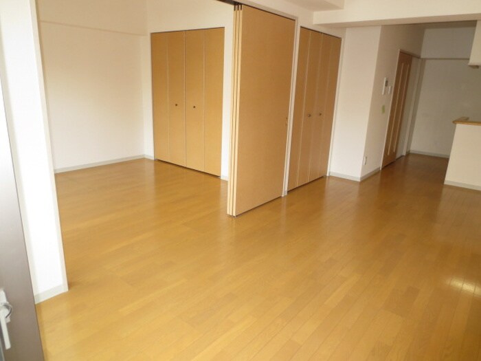 物件内観写真10　(居室)