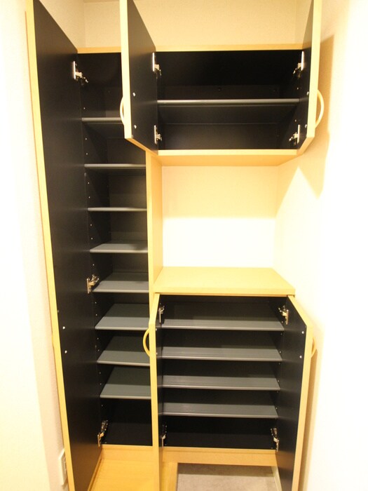 物件内観写真20　(靴箱)