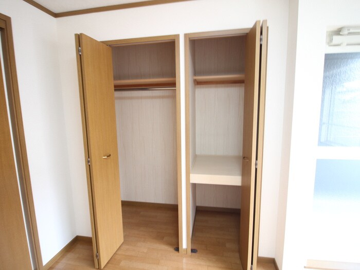 物件内観写真16　(収納)
