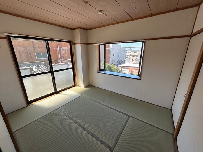 物件内観写真9　(居室)