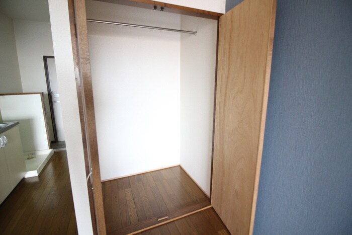 物件内観写真9　(収納)
