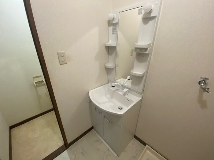 物件内観写真14　(洗面)