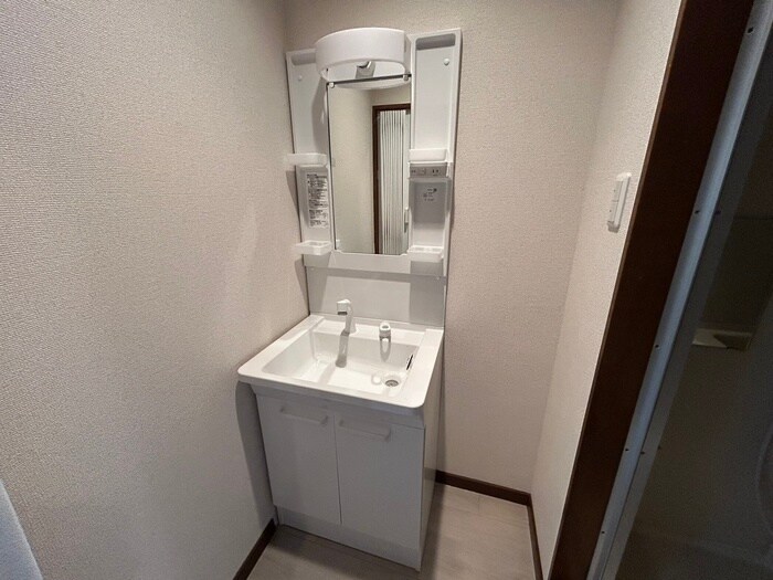 物件内観写真15　(洗面)