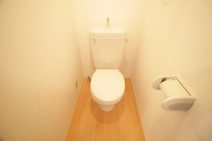 物件内観写真15　(トイレ)