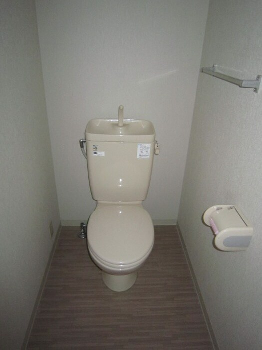 物件内観写真13　(トイレ)