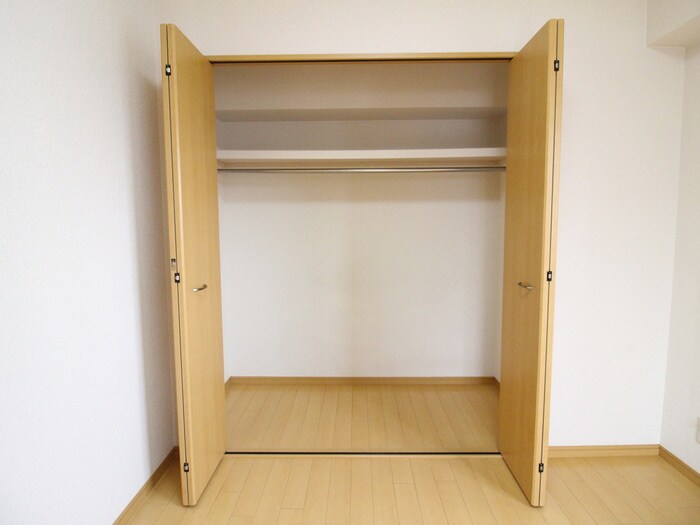 物件内観写真21　(収納)