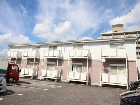 サ－プラスツ－京ヶ峰外観写真