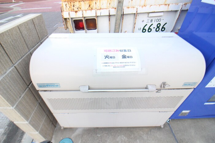 物件外観写真4　(建物設備)