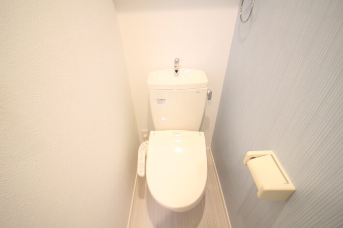 物件内観写真15　(トイレ)