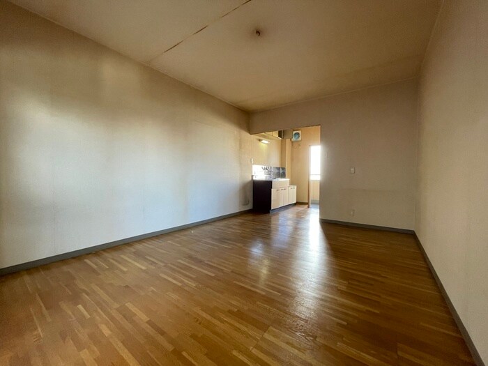 物件内観写真7　(居室)