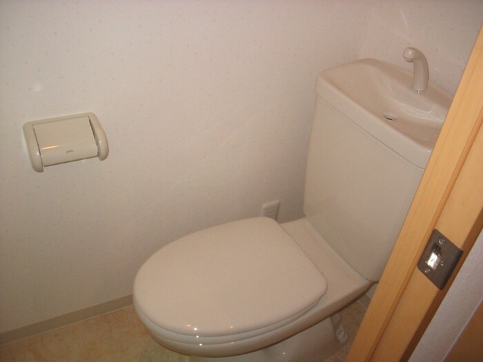 物件内観写真12　(トイレ)