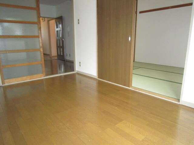 物件内観写真12　(居室)