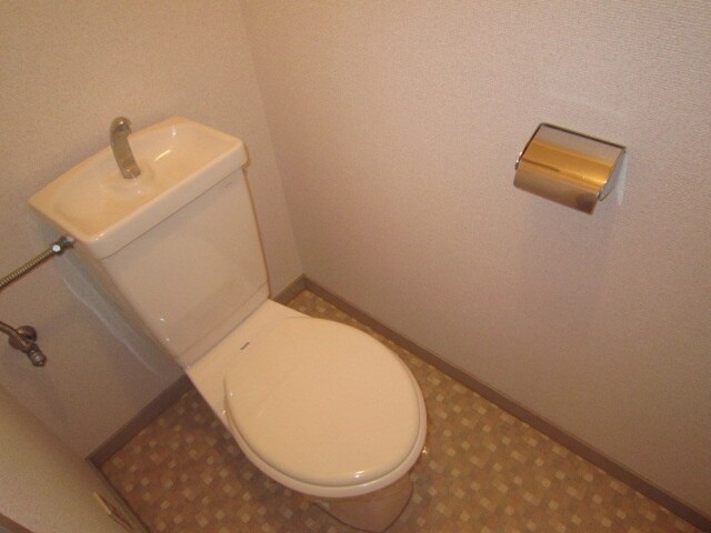 物件内観写真15　(トイレ)