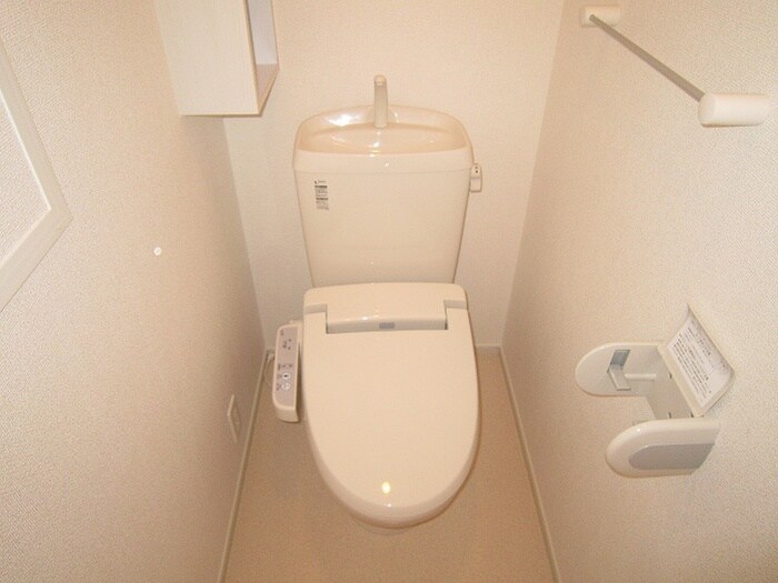 物件内観写真13　(トイレ)