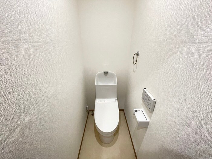 物件内観写真13　(トイレ)