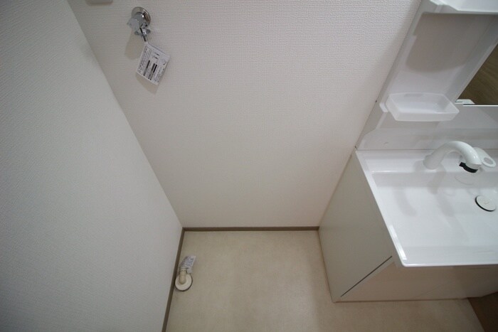 物件内観写真15　(洗濯機置場)