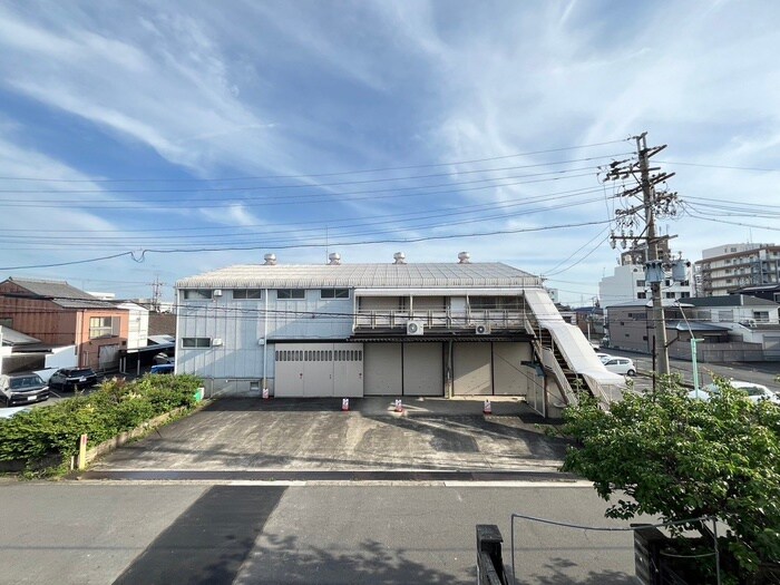 物件内観写真20　(室内からの展望)