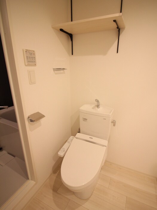 物件内観写真10　(トイレ)