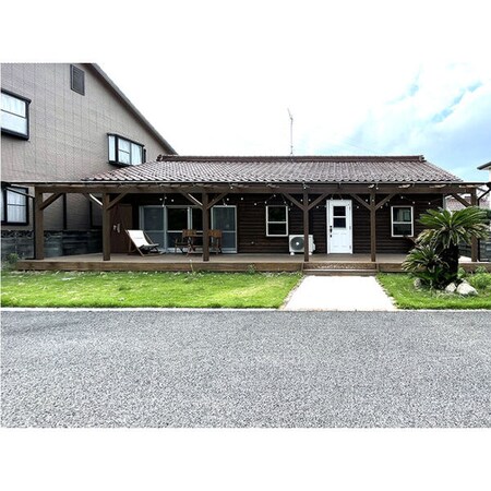 東野町鐘鋳山貸家外観写真