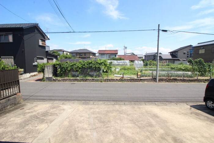 物件内観写真20　(室内からの展望)