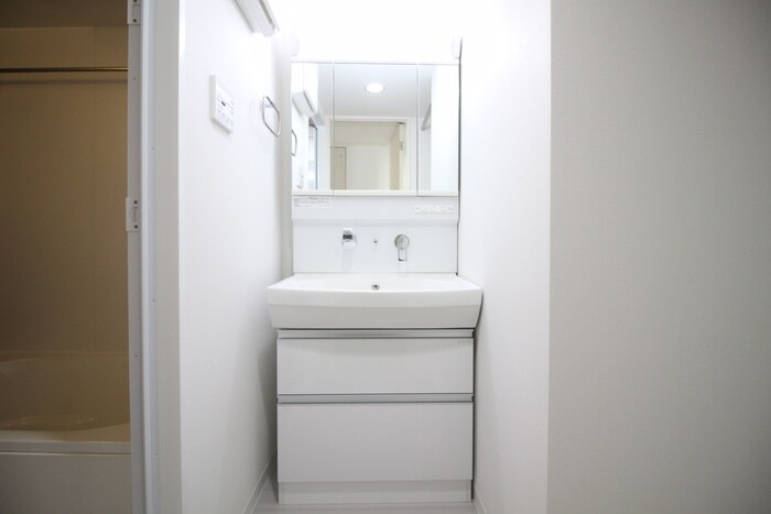 物件内観写真11　(洗面)