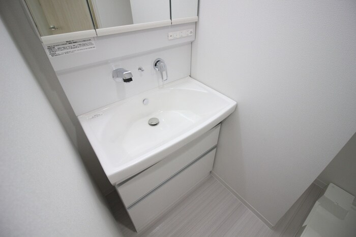 物件内観写真12　(洗面)