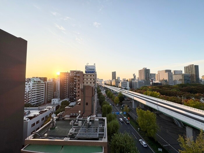 物件内観写真17　(室内からの展望)