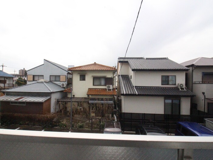 物件内観写真11　(室内からの展望)