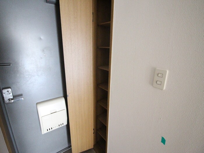 物件内観写真17　(靴箱)