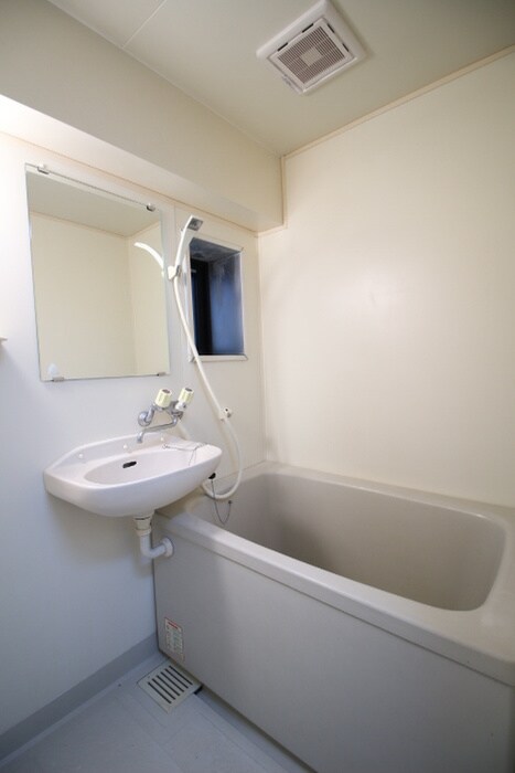 物件内観写真10　(バス／シャワールーム等)