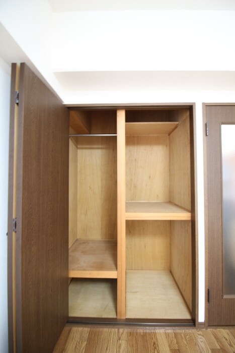 物件内観写真13　(収納)